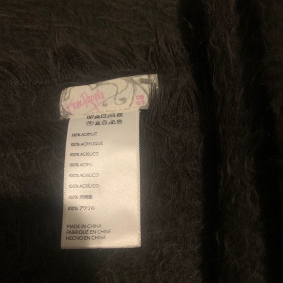 Free People extra long shaggy scarf - Picture 5 of 5